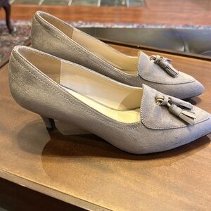H Halston suede light brown pump with tassels size 8.5 - 2 1/4” heel